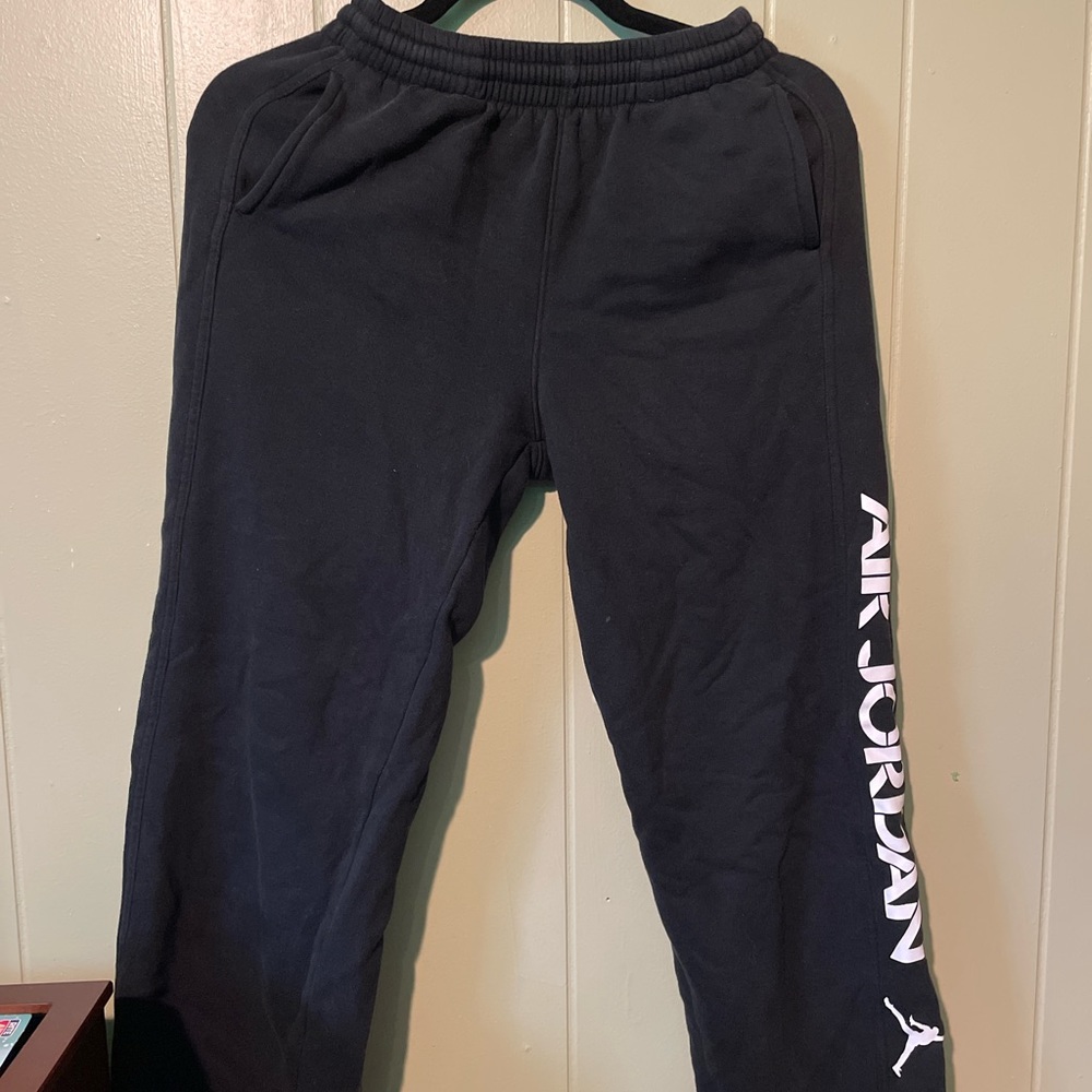 Jordan Youth Large Black Sweatpants